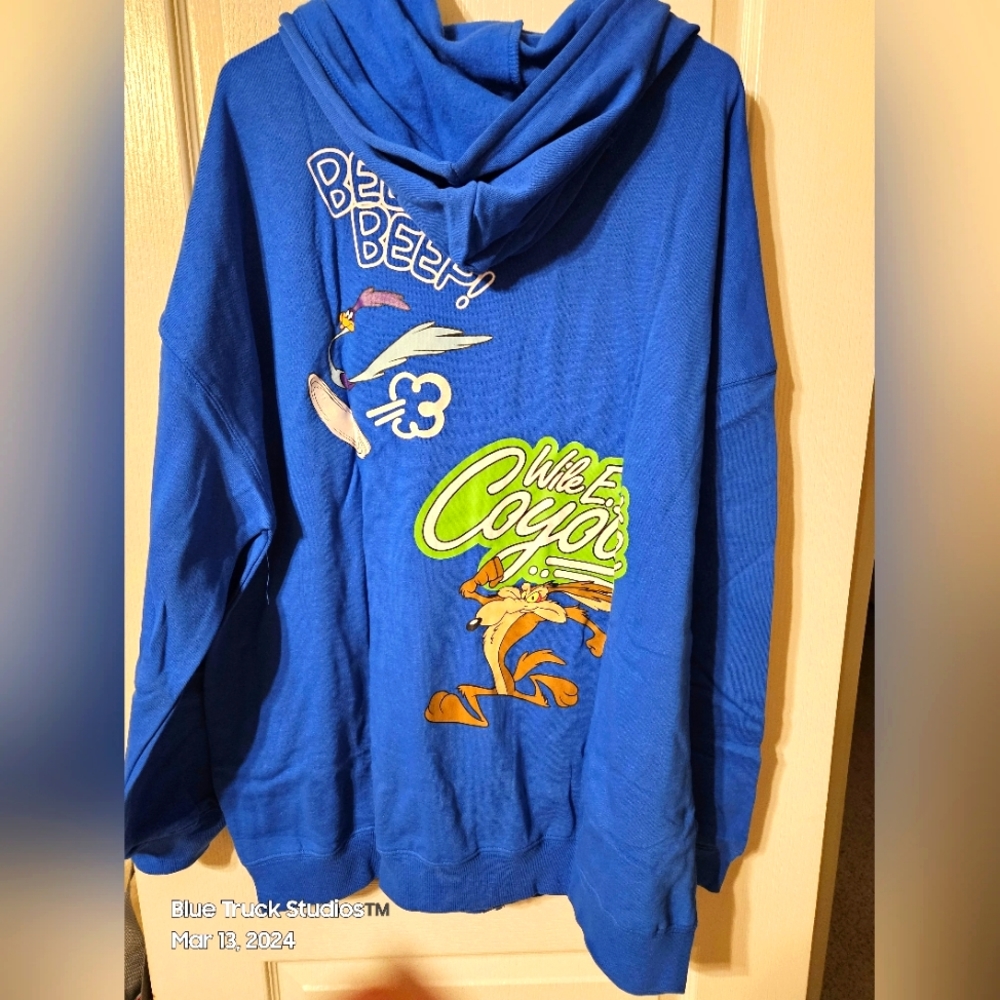Looney Tunes Full Zip Hooded Jacket Plus Size 3X Road Runner Wile E Coyote NEW